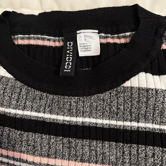 H&M Divided Ribbed Shirt - Picture 3 of 3